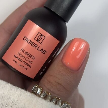 Kaučiukinė bazė DIDIER Rubber base coat - Magic Coral 10ml HEMA FREE 1 Kaučiukinė bazė DIDIER Rubber base coat - Magic Coral 10ml HEMA FREE 1
