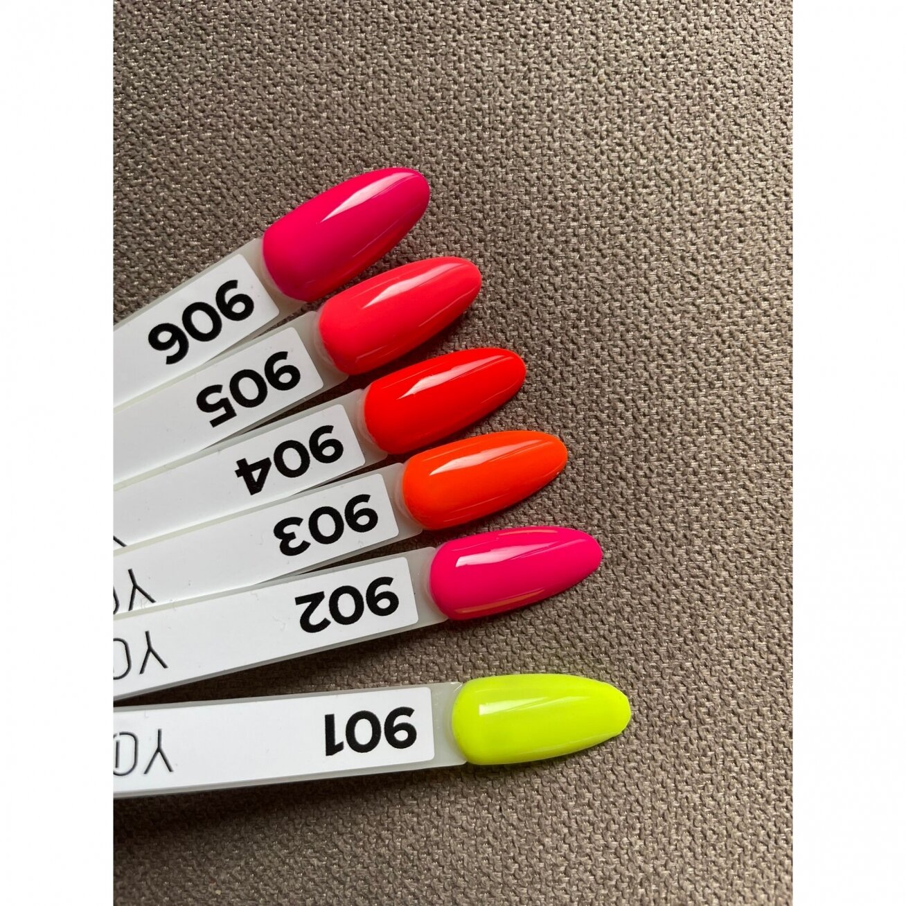 YOSHI Gelinis lakas Bellagio 6 ml - 902 2